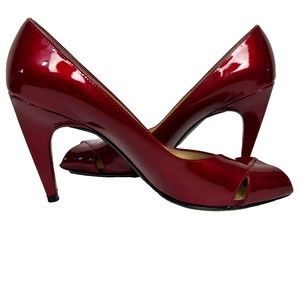 Stuart Weitzman Red 4" Heel 8.5N Patent Leather Peep Toe Pump Elegant Event Work